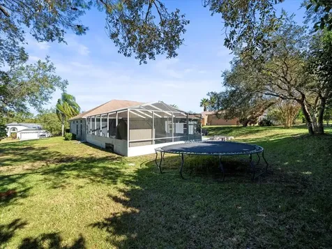 10307 Ridge Top Loop Weeki Wachee FL 34613