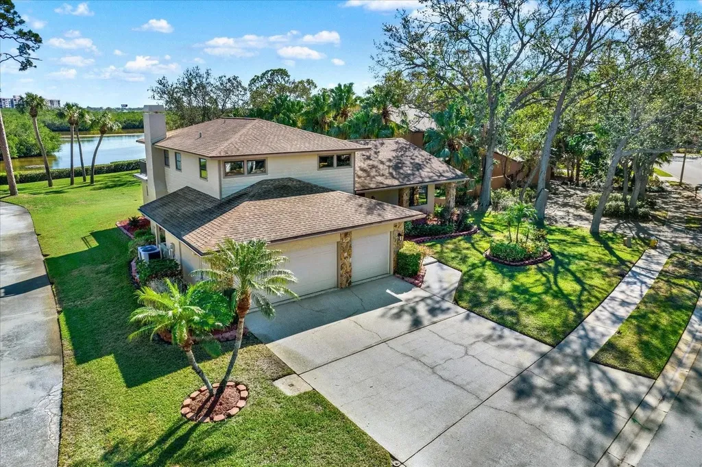 9045 Baywood Park Drive Seminole FL 33777