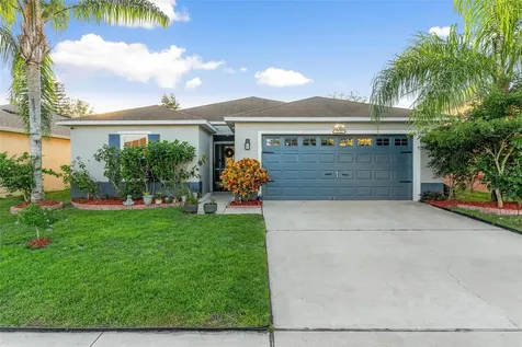 1725 Strathmore Circle Mount Dora FL 32757
