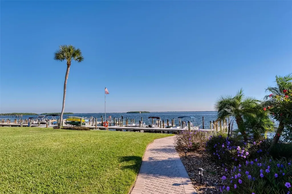 3806 Gulf Of Mexico Drive Longboat Key FL 34228