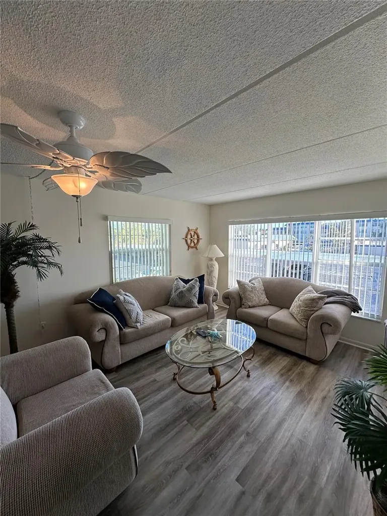 3806 Gulf Of Mexico Drive Longboat Key FL 34228