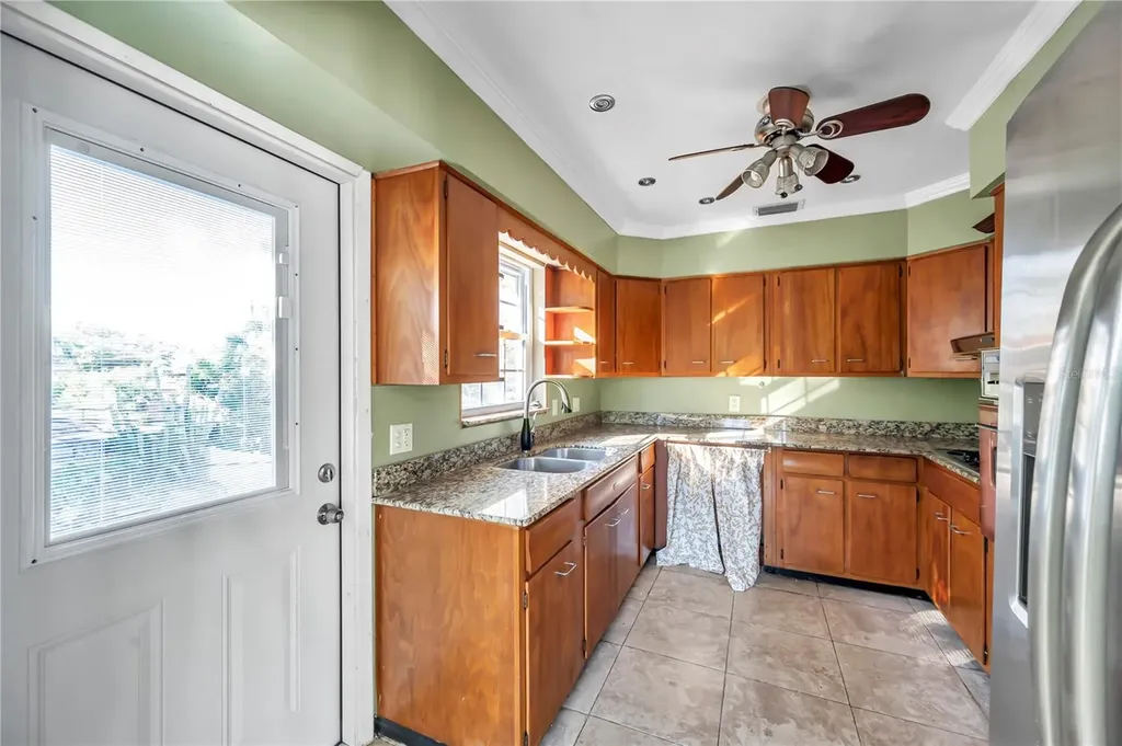 5115 28th Avenue S Gulfport FL 33707