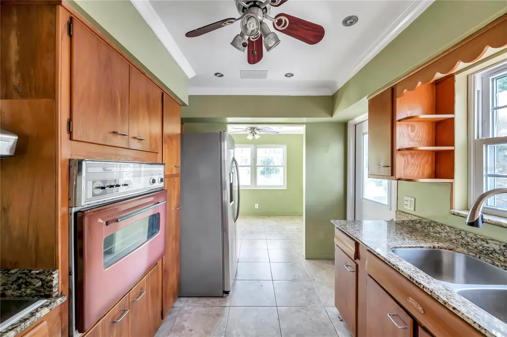 5115 28th Avenue S Gulfport FL 33707