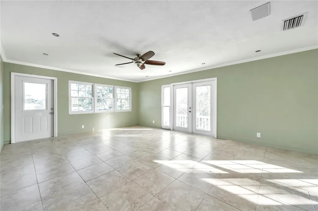 5115 28th Avenue S Gulfport FL 33707