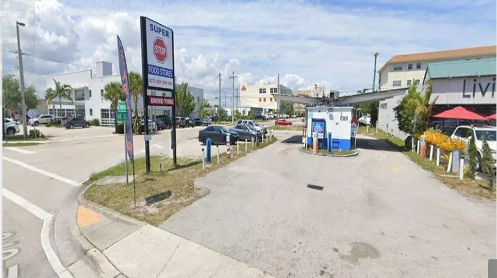 1301 E Commercial Boulevard Oakland Park FL 33334