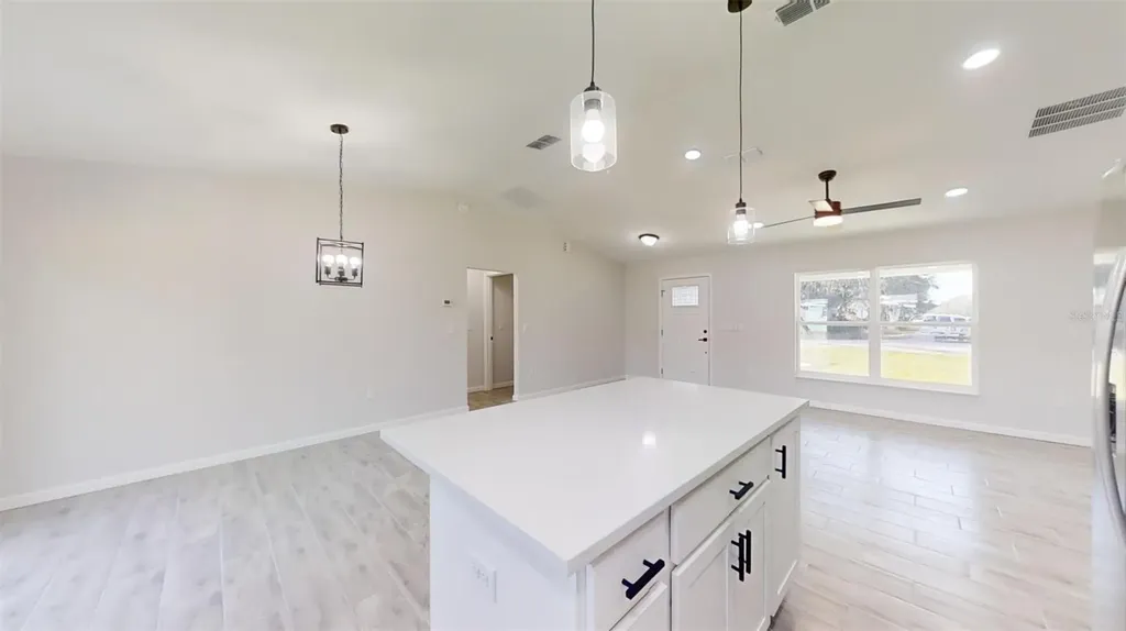 232 Locust Pass Ocala FL 34472