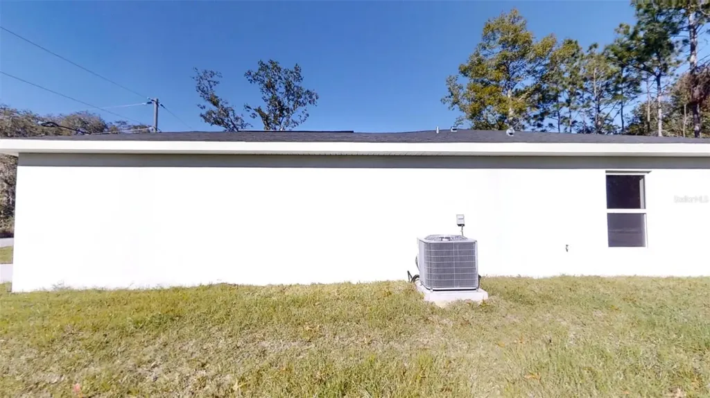 232 Locust Pass Ocala FL 34472