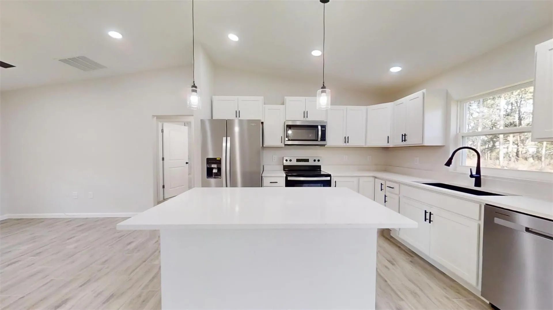 232 Locust Pass Ocala FL 34472