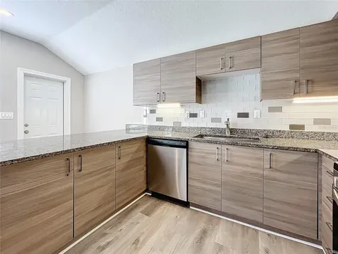 1401 26th Avenue N St Petersburg FL 33704