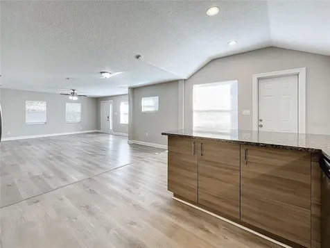1401 26th Avenue N St Petersburg FL 33704