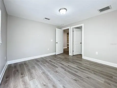 1401 26th Avenue N St Petersburg FL 33704