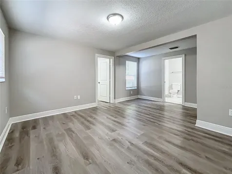 1401 26th Avenue N St Petersburg FL 33704