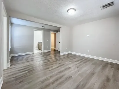 1401 26th Avenue N St Petersburg FL 33704