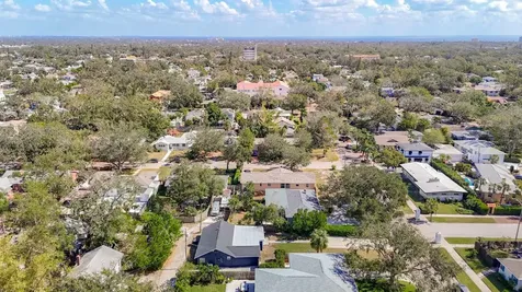 1401 26th Avenue N St Petersburg FL 33704