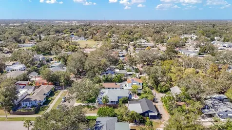 1401 26th Avenue N St Petersburg FL 33704