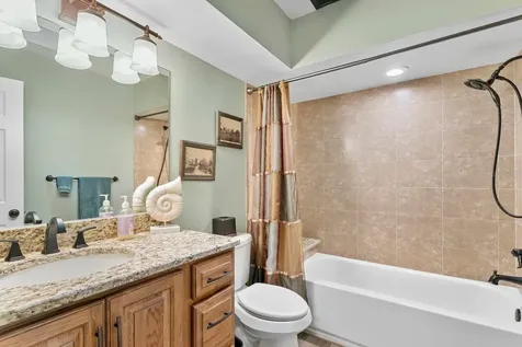 4253 Golf Club Lane Tampa FL 33618