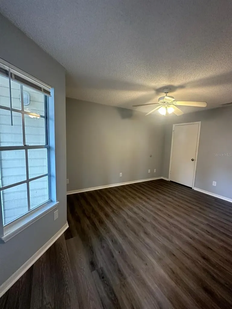 1023 S Hiawassee Road Orlando FL 32835