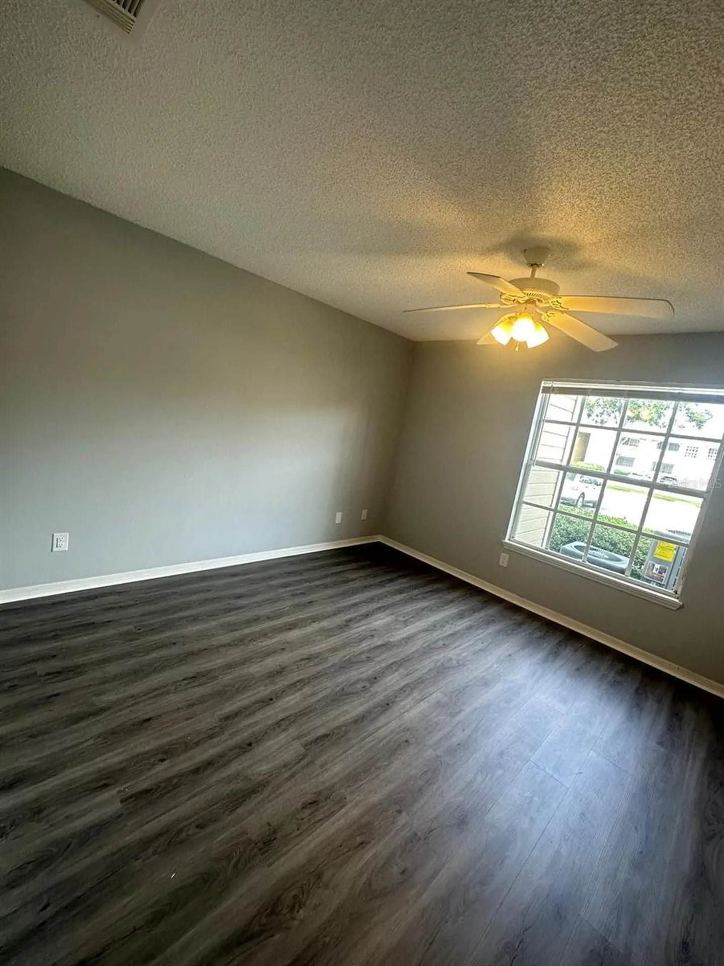 1023 S Hiawassee Road Orlando FL 32835