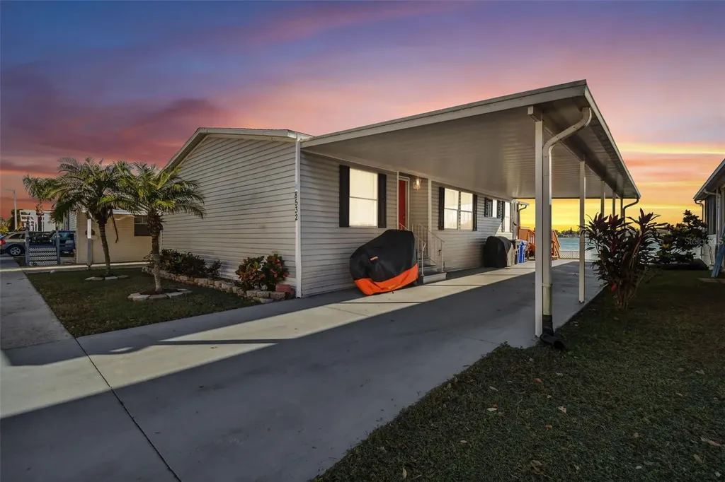 8532 Fantasia Park Way Riverview FL 33578