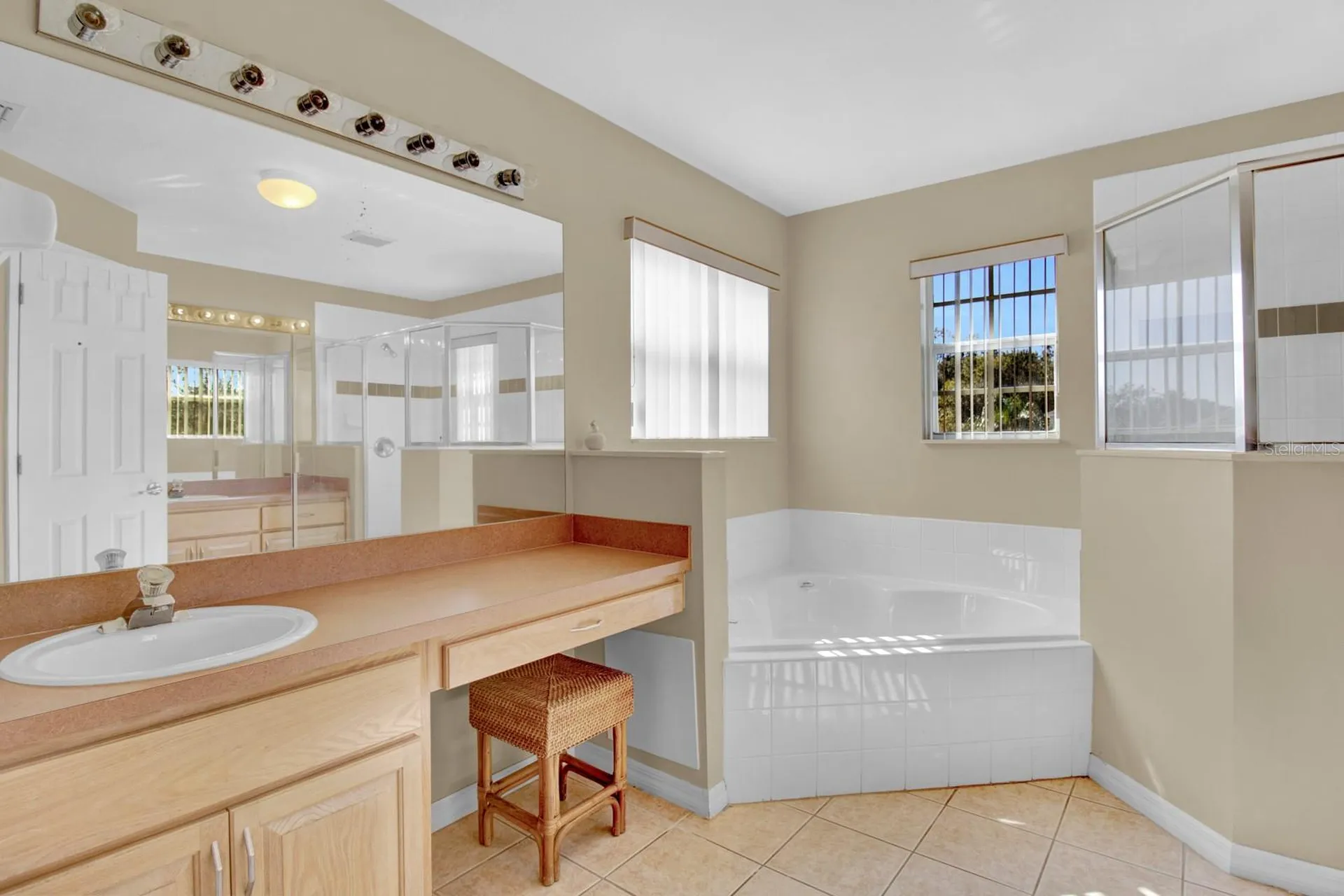 4603 Cumbrian Lakes Drive Kissimmee FL 34746