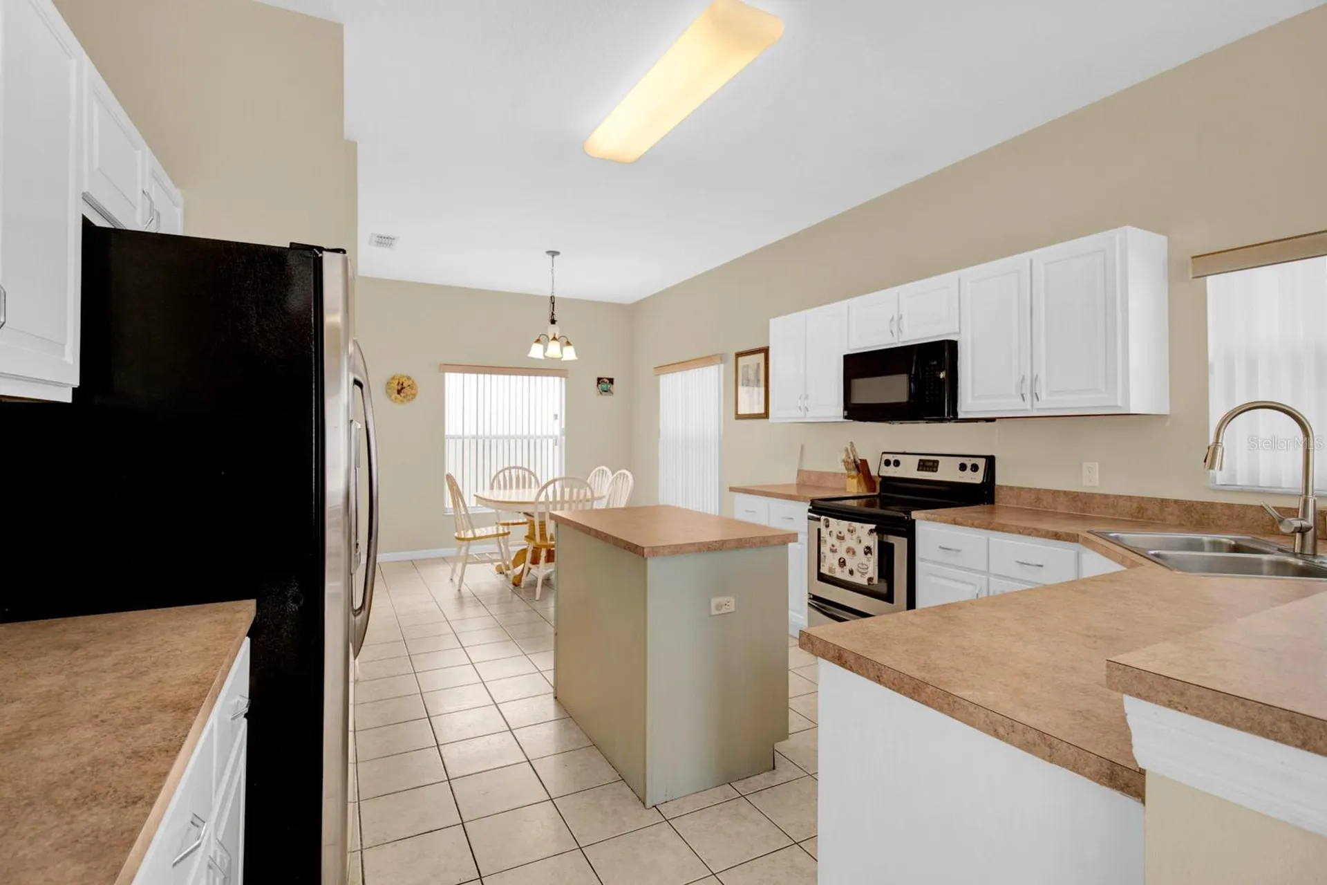4603 Cumbrian Lakes Drive Kissimmee FL 34746