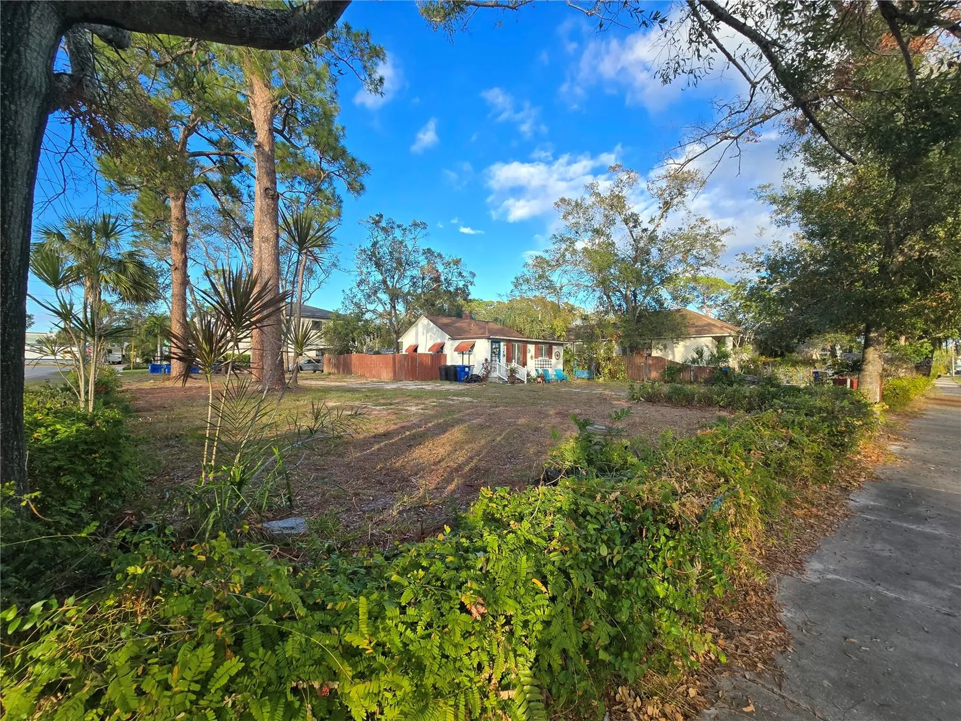 50TH Avenue N St Petersburg FL 33703