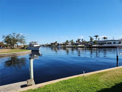 2215 Palm Tree Drive Punta Gorda FL 33950