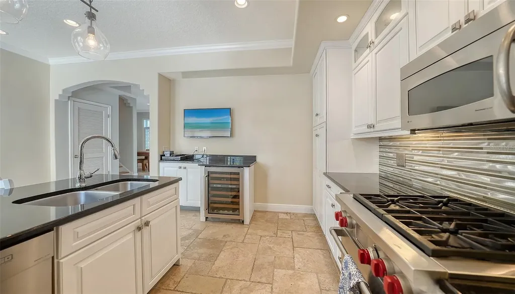 6405 Gulf Drive Holmes Beach FL 34217