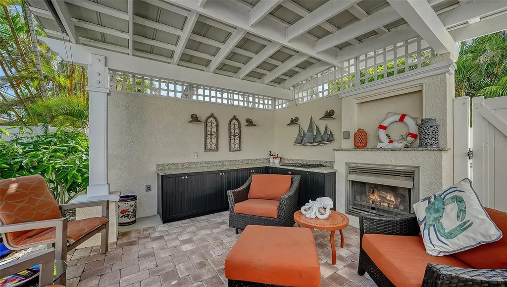 6405 Gulf Drive Holmes Beach FL 34217