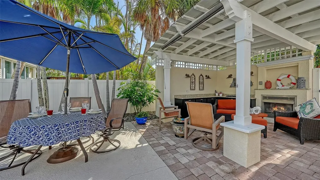 6405 Gulf Drive Holmes Beach FL 34217