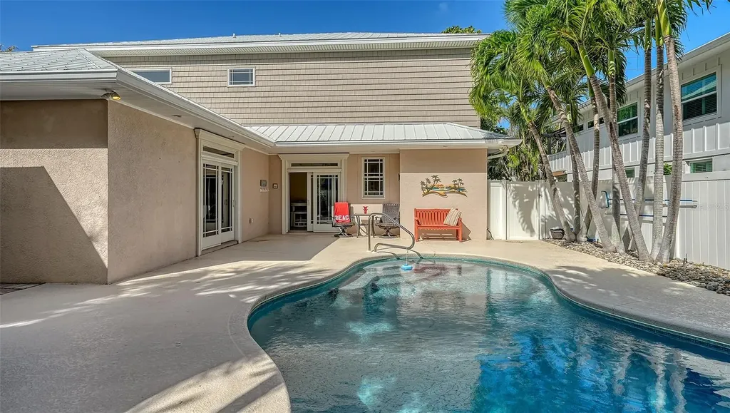 6405 Gulf Drive Holmes Beach FL 34217