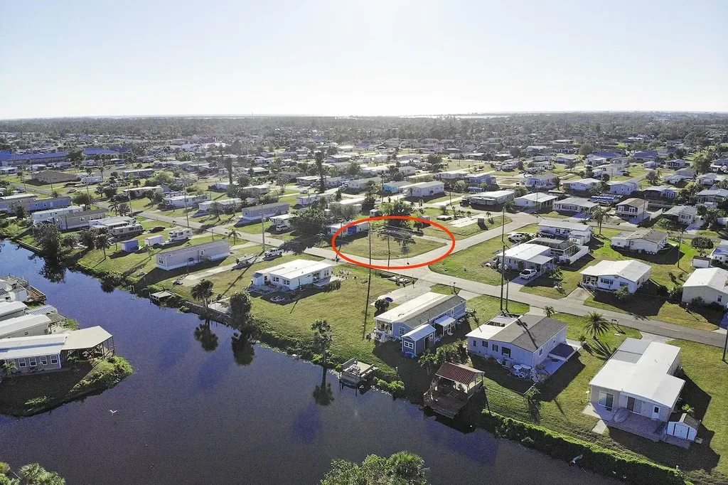 1384 Flamingo Drive Englewood FL 34224