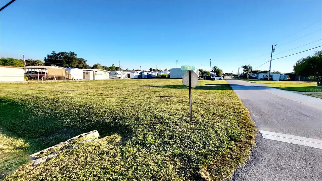 9990 Jerdik Drive NW Moore Haven FL 33471