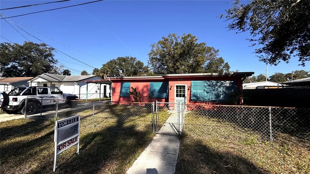 131 W Palm Way Edgewater FL 32132