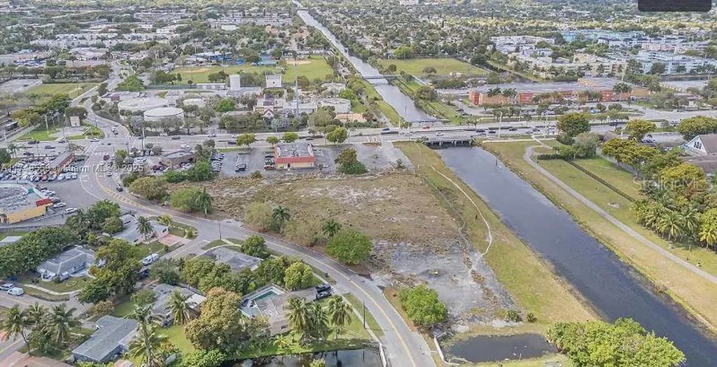 3900 NW 37th Street Lauderdale Lakes FL 33309