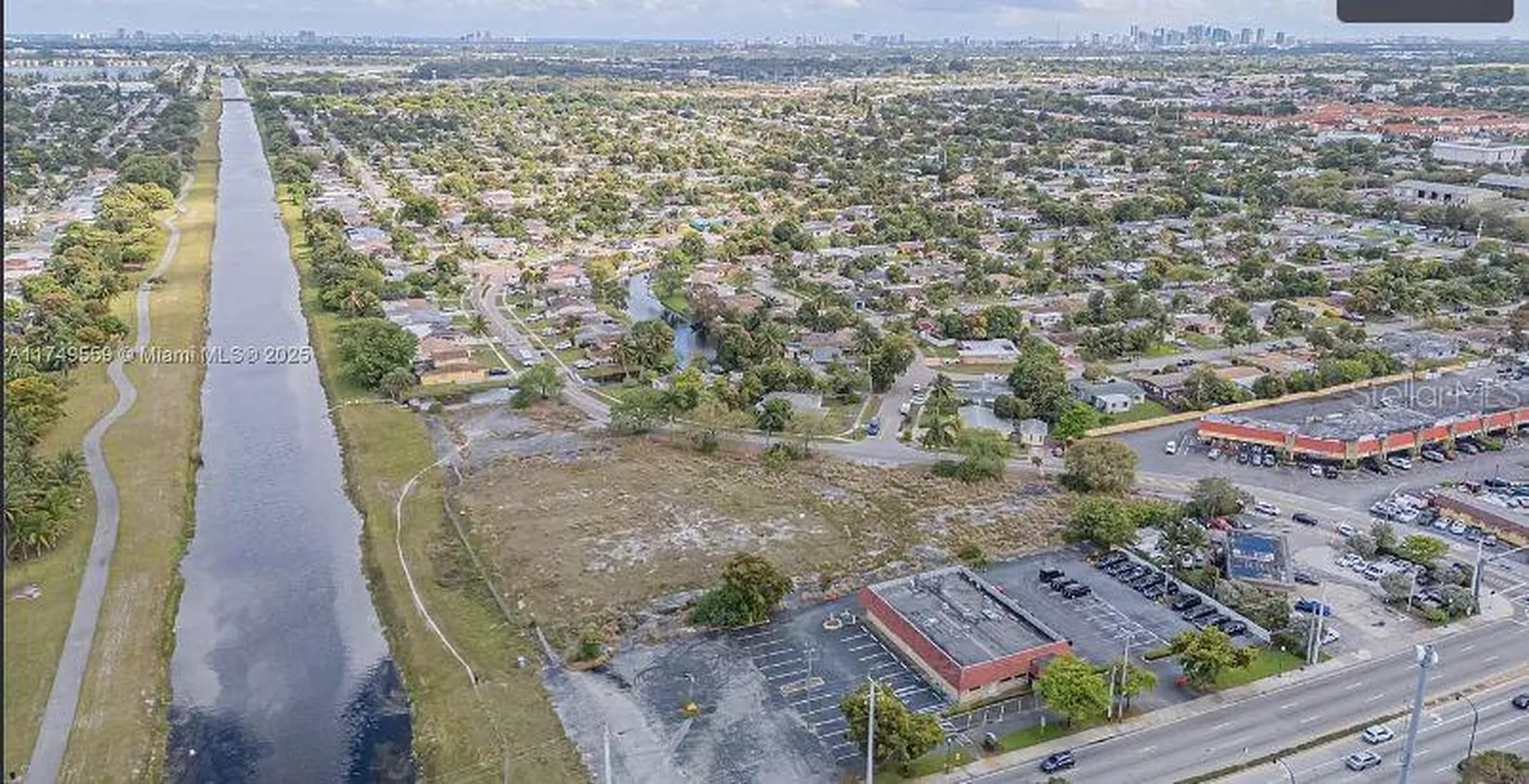 3900 NW 37th Street Lauderdale Lakes FL 33309