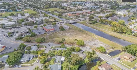 3900 NW 37th Street Lauderdale Lakes FL 33309