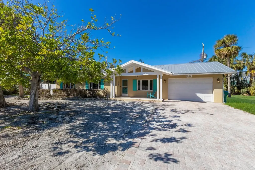 204 75th Street Holmes Beach FL 34217
