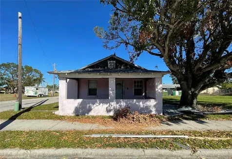 332 10th Street W Palmetto FL 34221