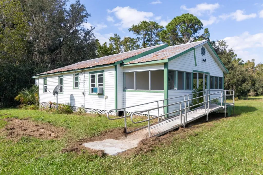 20030 N Us Highway 441 Micanopy FL 32667