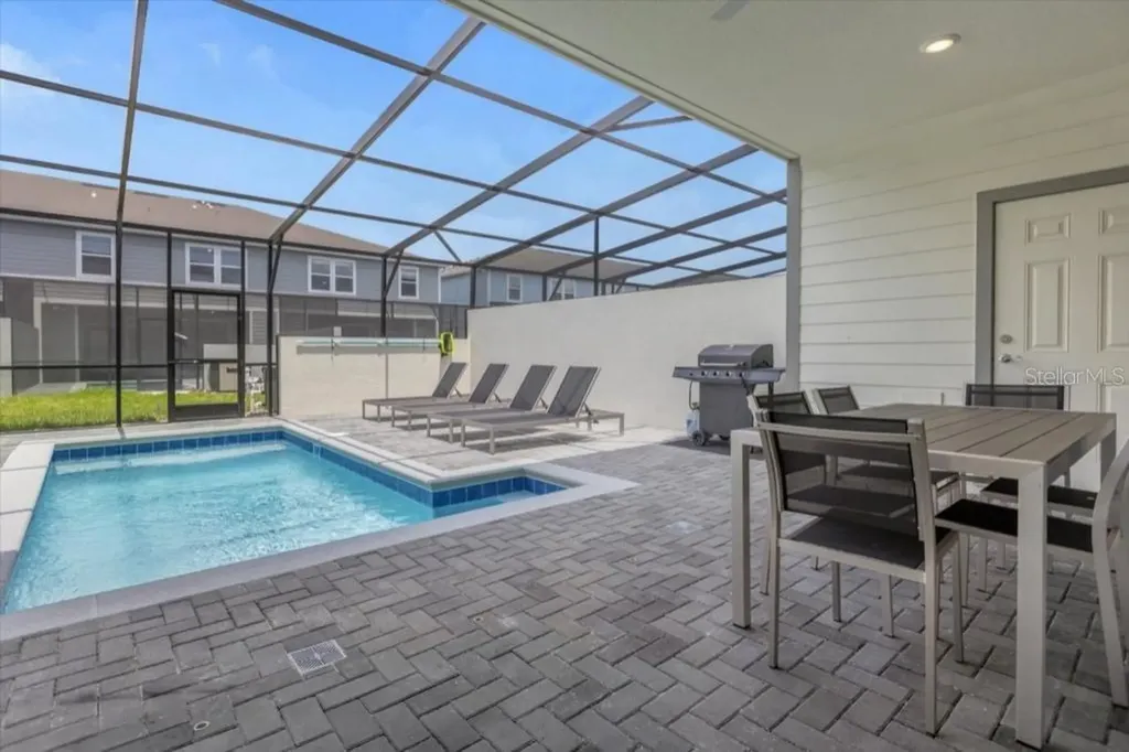 4306 Lana Avenue Davenport FL 33897