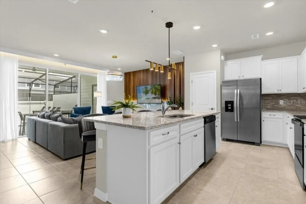 4306 Lana Avenue Davenport FL 33897