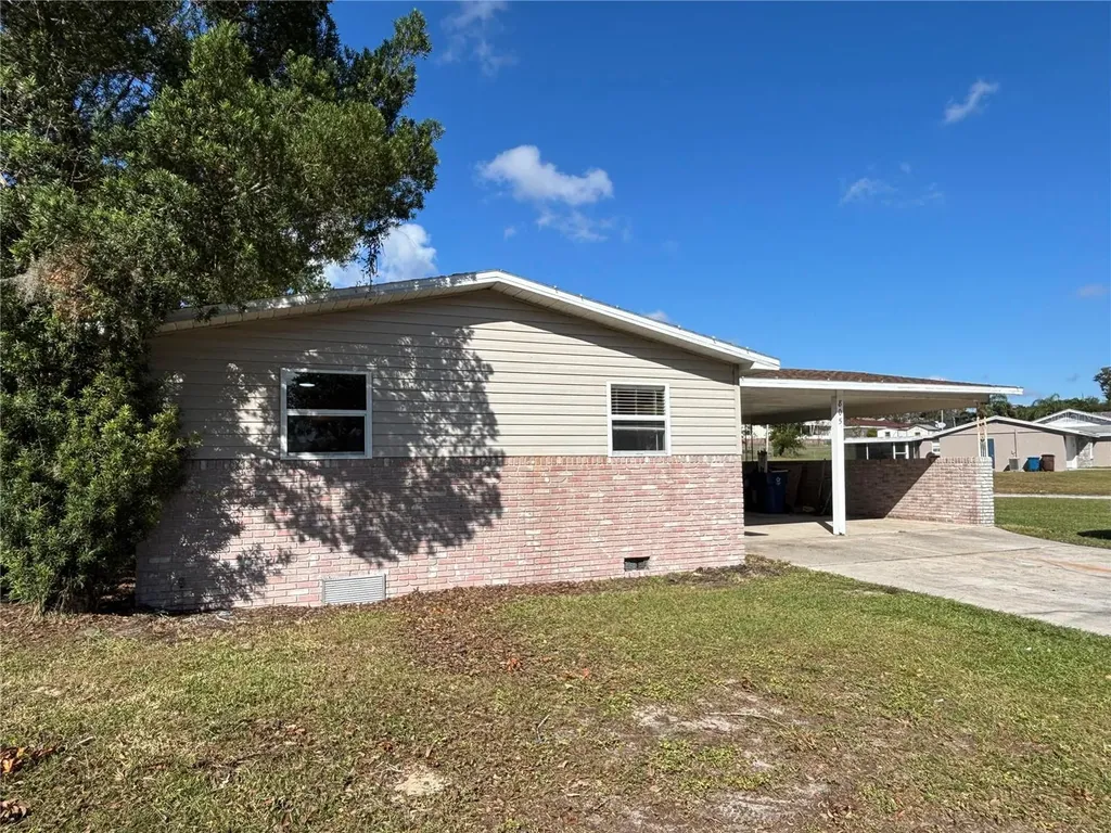 805 Sherwood Drive Lake Wales FL 33898