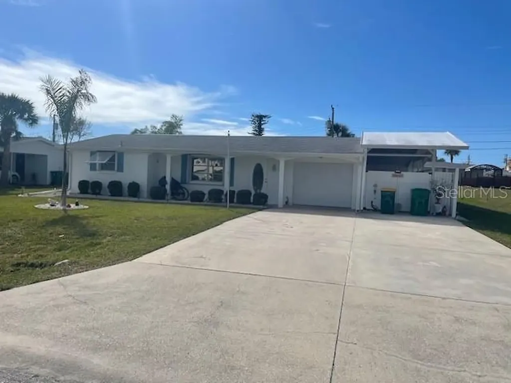 105 Crestview Drive Englewood FL 34223