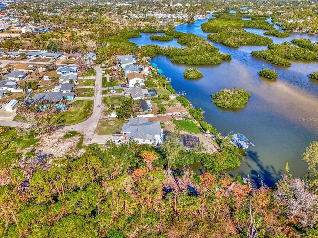 105 Crestview Drive Englewood FL 34223