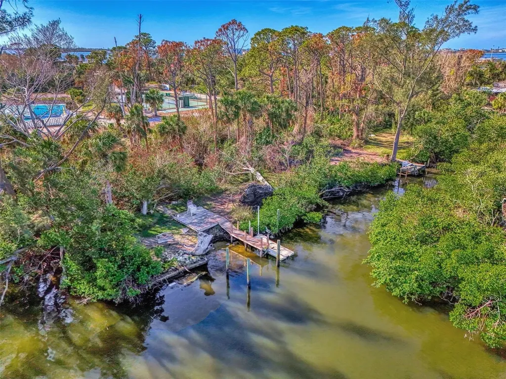 105 Crestview Drive Englewood FL 34223