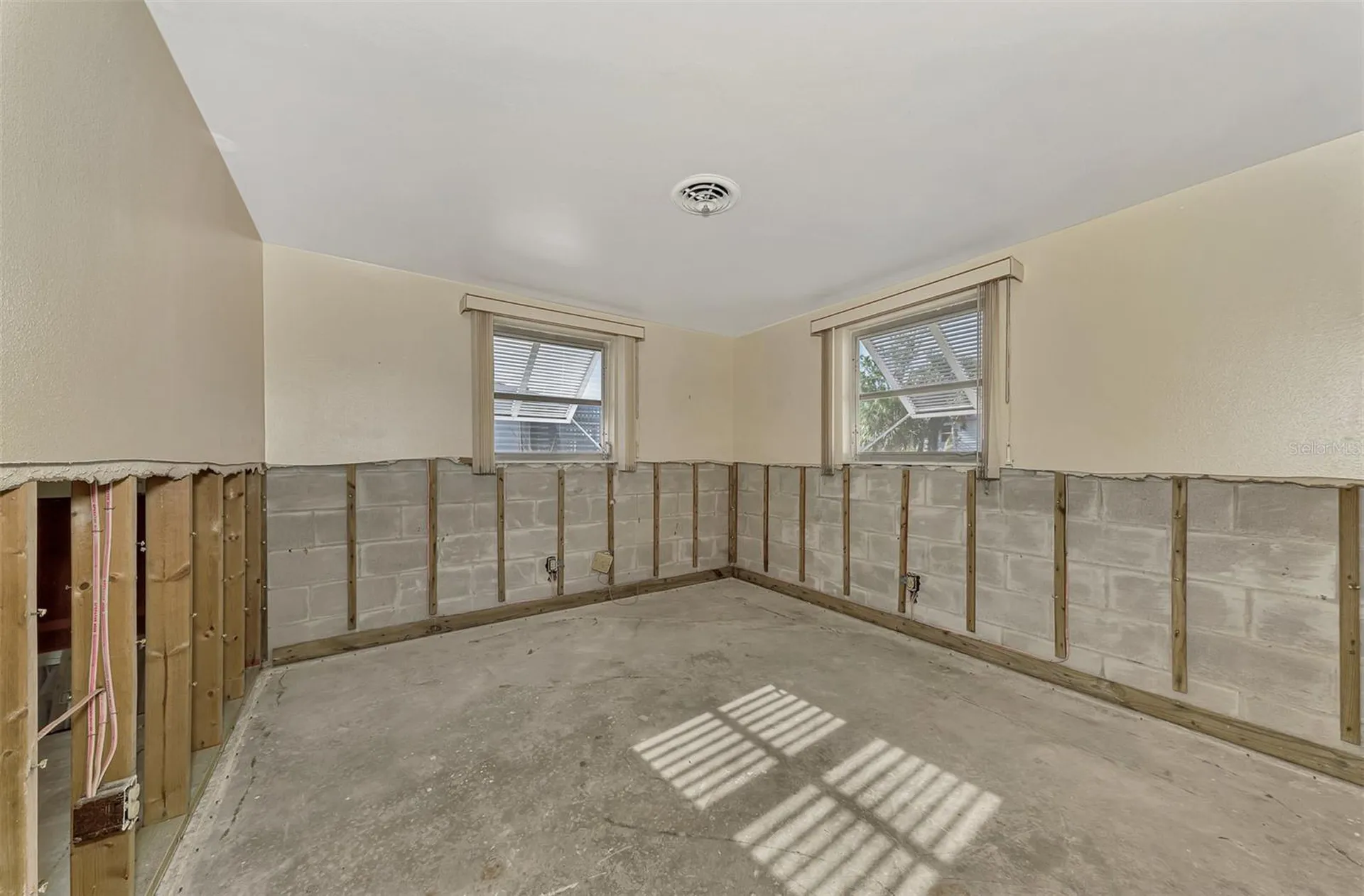 105 Crestview Drive Englewood FL 34223
