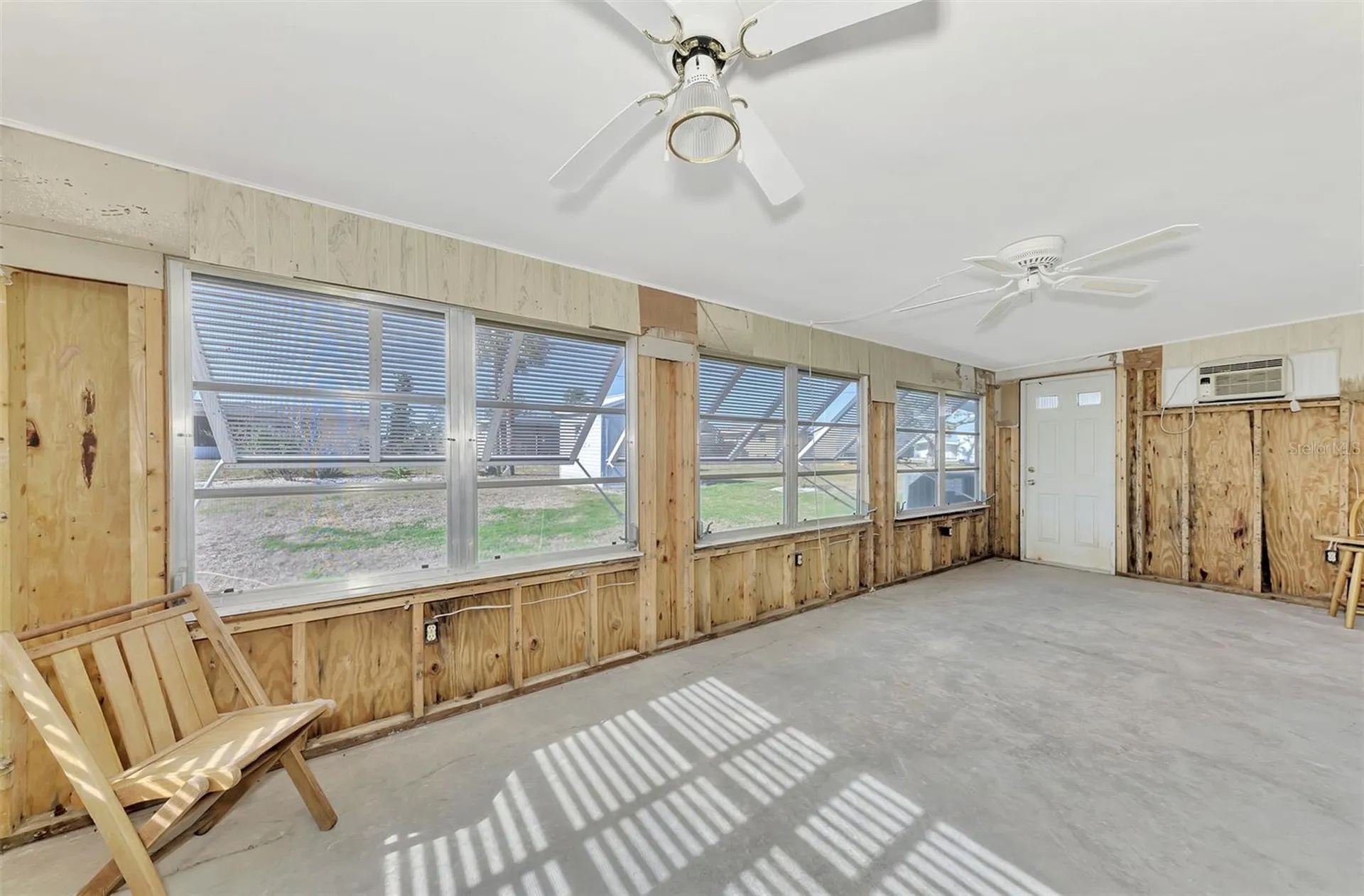 105 Crestview Drive Englewood FL 34223