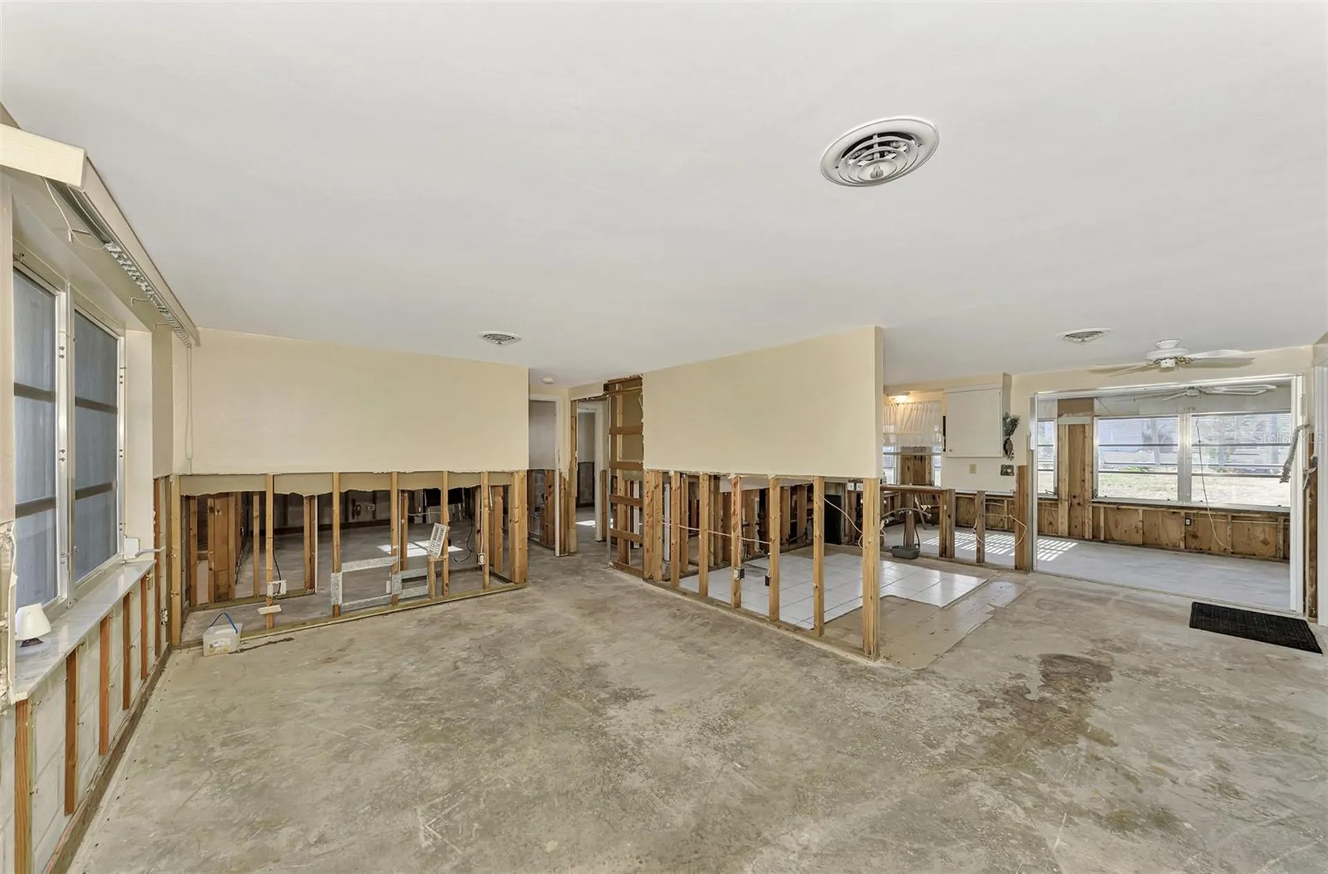 105 Crestview Drive Englewood FL 34223
