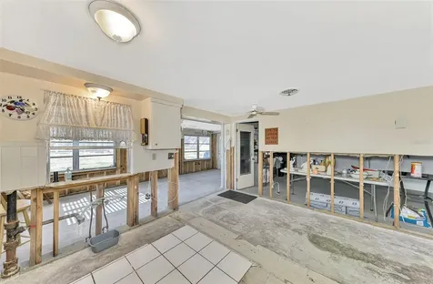 105 Crestview Drive Englewood FL 34223